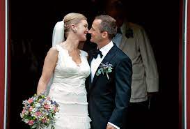 Ulrikke hansen døvigen (born 4 february 1971) is a norwegian actress. Daniel Franck Og Ulrikke Dovigen Selger Huset For 19 Millioner Vg