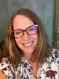 Sarah Swenson's Instagram, Twitter & Facebook