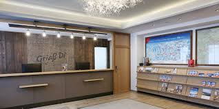 Ein arbeiter sei getötet worden, sagte ein unternehmenssprecher dem orf. Wetter In Hallein Wetter At