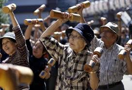 How Exercise Helps Your Brain Business Insider Exercise Aging Gracefully Senior Fitness