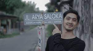10 fakta dan biodata arya saloka, si aldebaran yang bikin baper terus! Biodata Dan Profil Singkat Arya Saloka Sukses Jadi Pemeran Aldebaran Di Sinetron Ikatan Cinta Portal Jember