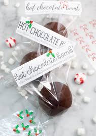 Hot Chocolate Bombs A Great Diy Holiday Gift Recipe Christmas Hot Chocolate Diy Hot Chocolate Hot Chocolate Gifts