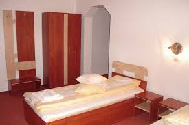 Maybe you would like to learn more about one of these? Cazare Èi PreÈuri Casa BucovineanÄ Vatra Dornei