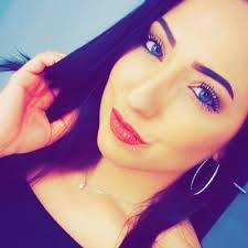 Amber Santos (@AmberSantos3)