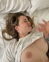 Mia Malkova on X: Im doing porn again!! Yay! 🥳 t.coliBf4On1MR   X