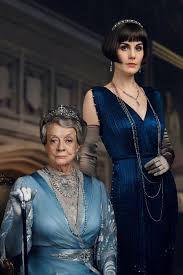 The film was originally scheduled to be released in december 2021, however, this has now been pushed back due to the pandemic. Downton Abbey Koniglicher Diamantschmuck Vogue Germany
