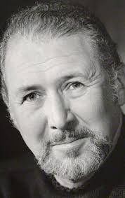 Benjamin Newmark's Instagram, Twitter & Facebook