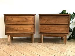 The two drawer nightstand has traditional lines accented with fluted front legs and apron. Mid Century Modern Matching Nightstands Set Of 2 Solid Wood Mcm Side Tables With Drawers Pair Of Mo Nightstand Set Of 2 Modern Bedside Table Mcm Side Table