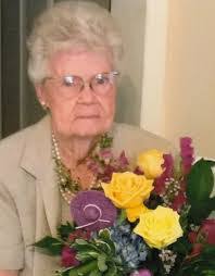 Maxine Judd's Instagram, Twitter & Facebook