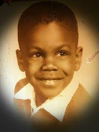 Also Danny Erthal, still sans board, but lookin sweet.