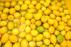 Il libro è stato scritto il 1998. Limoncello Ricetta Originale Fatto In Casa Il Liquore Di Amalfi