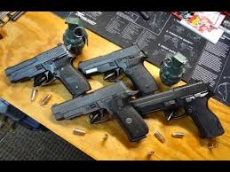 The 228 is a compact version of the 226. Sig Sauer P226 P228 M11 A1 P226 Legion Youtube