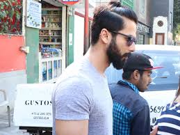 shahid kapoor hd wallpapers latest shahid kapoor wallpapers hd free download 1080p to 2k filmibeat shahid kapoor hd wallpapers latest