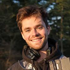 Luke Holliday's Instagram, Twitter & Facebook