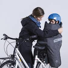 Plus D Excuse Pour Ne Pas Faire De Velo Cet Hiver Avec Cette Protection Pour Enfant Www Sta Cr 2gde1 Family Bike Cargo Bike Bike Life