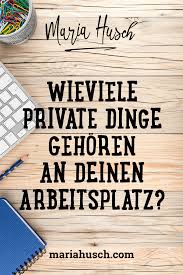 Wir Schauen Heute An Deinen Arbeitsplatz Wie Viel Privates Darf Am Schreibtisch Sein Stimmt Das Ve Schreibtisch Arbeitsplatz Dekorieren Kleines Arbeitszimmer