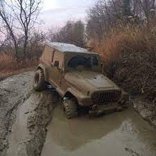 Jeep Tj Getting Muddy Jeep Jeep Truck Jeep Cars