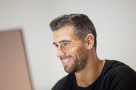 Amazon.fr: Sean Bartram: books, biography, latest update