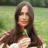 K A C E Y M U S G R A V E S