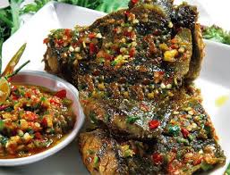 Bahan resepi ikan keli berlada sambal hijau sama je macam resepi lain. Resepi Ikan Cencaru Goreng Berlada