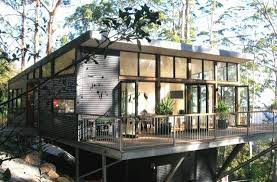 9 Points House Steel House On Problematic Site Digsdigs Steel House House Exterior Building A House