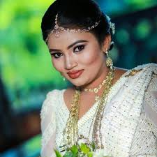 Come rain, come shine! Canopies, roofing and awnings made with the best  polycarbonate sheets in town. .... Customizations and installations  available. Available at special affordable rates. .... DM or comment for  prices