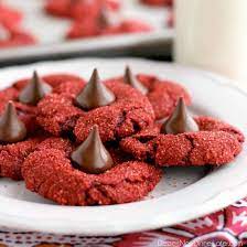 Each guest should provide the recipe for the cookie in advance. 15 Tasty Cookies To Bring To A Christmas Cookie Exchange