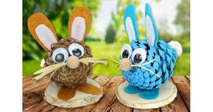 Lapin Pomme De Pin Paques 10 Doigts En 2020 Pomme De Pin Lapin Lapin De Paques