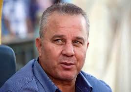 أعلن شوقي غريب المدير الفني لمنتخب مصر الأوليمبي قائمة فريقه التي تستعد للدخول في معسكر مفتوح باية من يوم الأحد القادم، استعدادا للأوليمبياد التي من المقرر أن تقام. Ø´ÙˆÙ‚ÙŠ ØºØ±ÙŠØ¨ ÙŠØ¹Ù„Ù† Ù‚Ø§Ø¦Ù…Ø© Ø§Ù„Ù…Ù†ØªØ®Ø¨ Ø§Ù„Ø£ÙˆÙ„Ù…Ø¨ÙŠ Ø¯ÙˆØ±ÙŠ ÙˆÙƒØ§Ø³