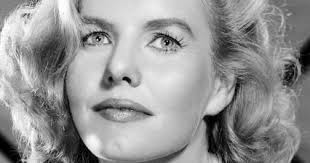 Lighting Up the Sky: Patricia Cutts