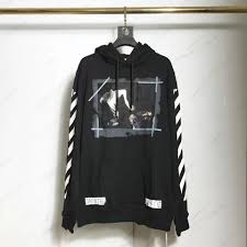 Off White Outfits Panosundaki Pin