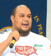 Equal rights for everyone”“Igualdad de derechos para todos”