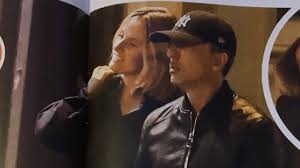 Alternant apparitions comiques et dramatiques (l'homme est une femme comme les autres et train de vie en 1998), gad elmaleh filmographie de gad elmaleh. Tout Baigne Entre Gad Elmaleh Et La Liegeoise Virgilia Photos Edition Digitale De Mons