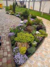 45 Easy And Low Maintenance Front Yard Landscaping Ideas Zyhomy Rock Garden Landscaping Front Yard Landscaping Design Front Yard Garden