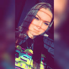 This sleepy stray pup broke into a pet store and found their coziest bed 🛌 