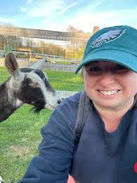 Syman Says Farms recruits new fans with a photo of a goat