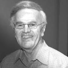 Dennis Hackbarth's Instagram, Twitter & Facebook