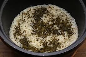 蓋を開けた時の香りが命 新茶の炊き込みご飯 365レシピ Sheage シェアージュ