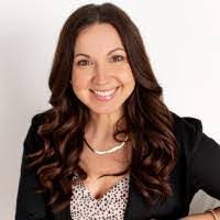 Trina Everett's Instagram, Twitter & Facebook