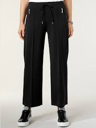 Combinaison noire avec de la dentelle. Mona Pantalon 7 8 A Biais Surpiques Mona