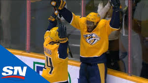 Statistics of wayne simmonds, a hockey player from scarborough, ont born aug 26 1988 who was active from 2005 to 2021. Wayne Simmonds Scores First Goal With Nashville Predators After Great Feed From Ryan Ellis Youtube