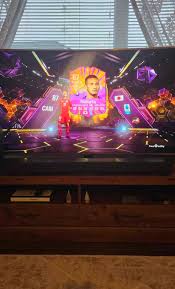 Thought he was a bad card but seeing he's a 60k to 90k hero he looks a not  bad pull to be honest so what you'll think of him?? he decent or