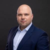 Daniel Pilachowski's Instagram, Twitter & Facebook