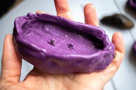 It can be used as an excellent substitute for sugru. How To Make A Resin Mold Resin Crafts