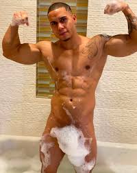 jose sosa is a clean straight dominican male who doesnt want dirty gay  persons in his dms | inside jamari fox