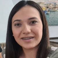 Janet Maya's Instagram, Twitter & Facebook