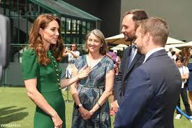 Duchess Kate It S A Girls Day Out For The Wimbledon Women S Final With the increase in the amount of innovations, the change in trend and from flapper dresses to pinup clothing and from retro swimwear to indie clothing, the vintage look is a culmination of fashion from the 20's to the 70's.