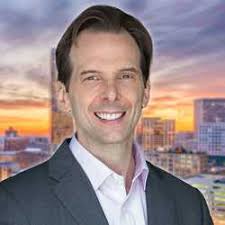 Top 16 Keynote Speakers for Hire in Hilton Head Island, SC