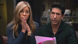 Jennifer aniston and david schwimmer admit to crushing hard on each other while filming friends, and the show's creators say their chemistry was a hot topic on set. Friends Fans React To Rumour Jennifer Aniston And David Schwimmer Are Dating Goss Ie