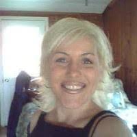 Holly Weathers's Instagram, Twitter & Facebook